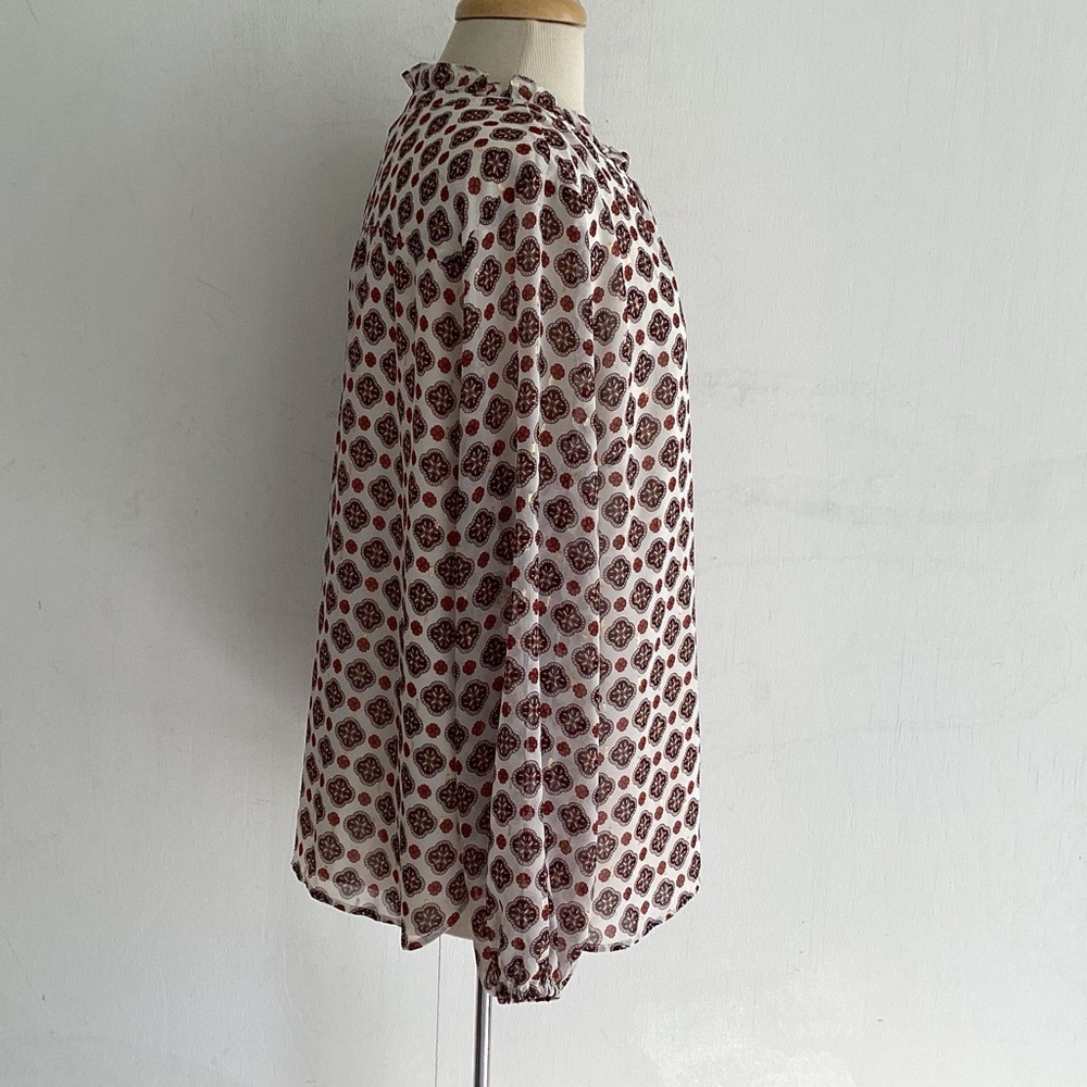 Talbots Flowy Red / White/ Damask Print Ruffle Neck Faux Button Tie Blouse XL - Picture 4 of 9